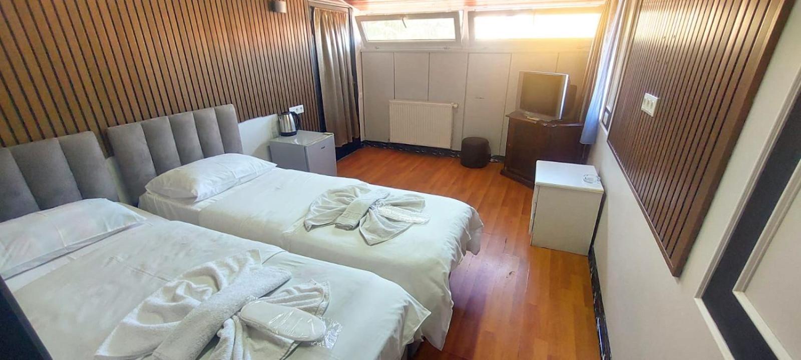Metrepol Hotel Батумі Екстер'єр фото