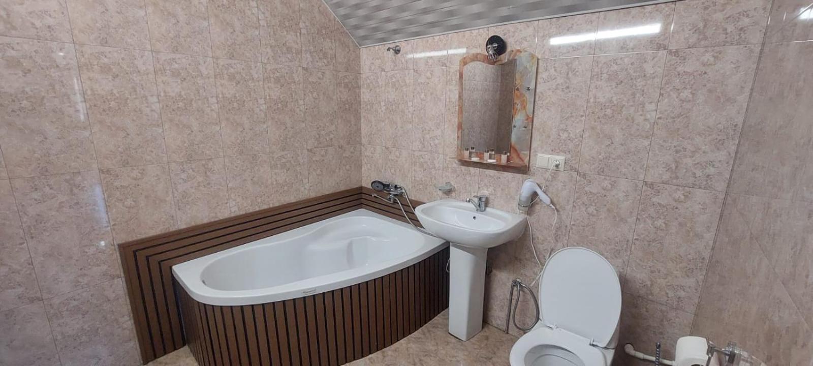 Metrepol Hotel Батумі Екстер'єр фото