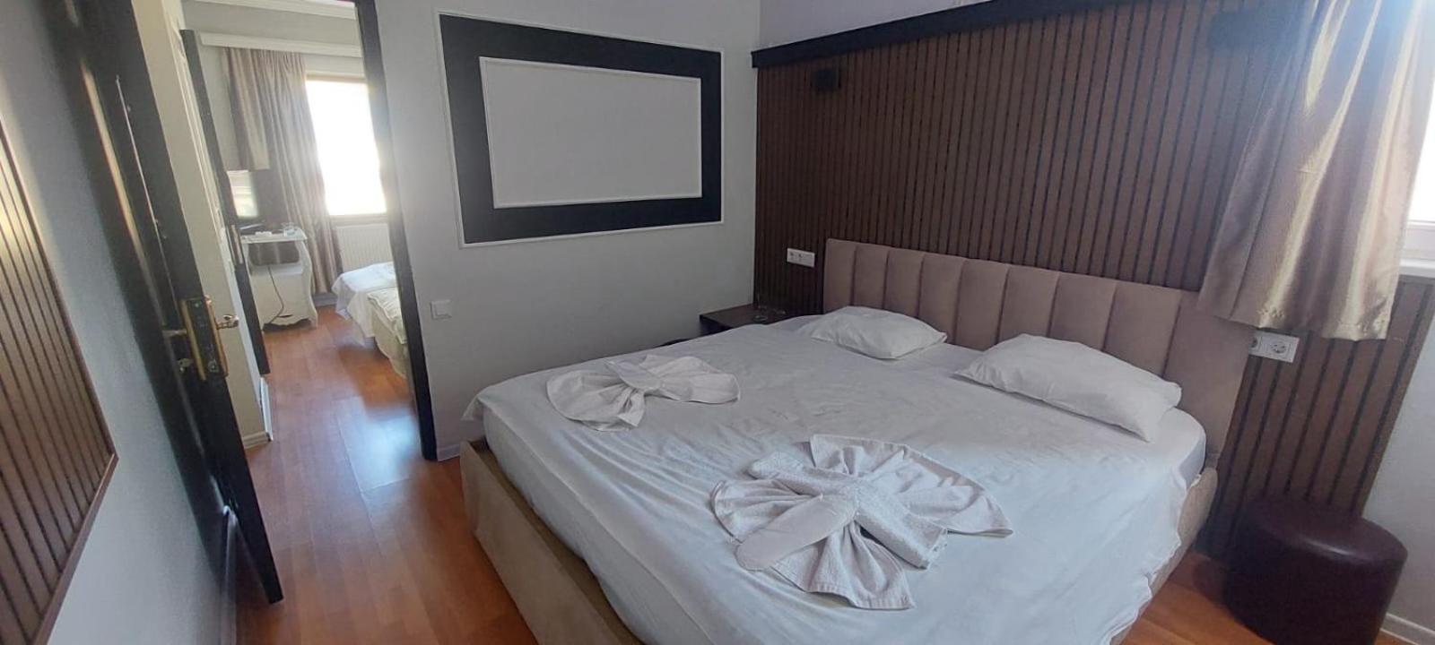 Metrepol Hotel Батумі Екстер'єр фото