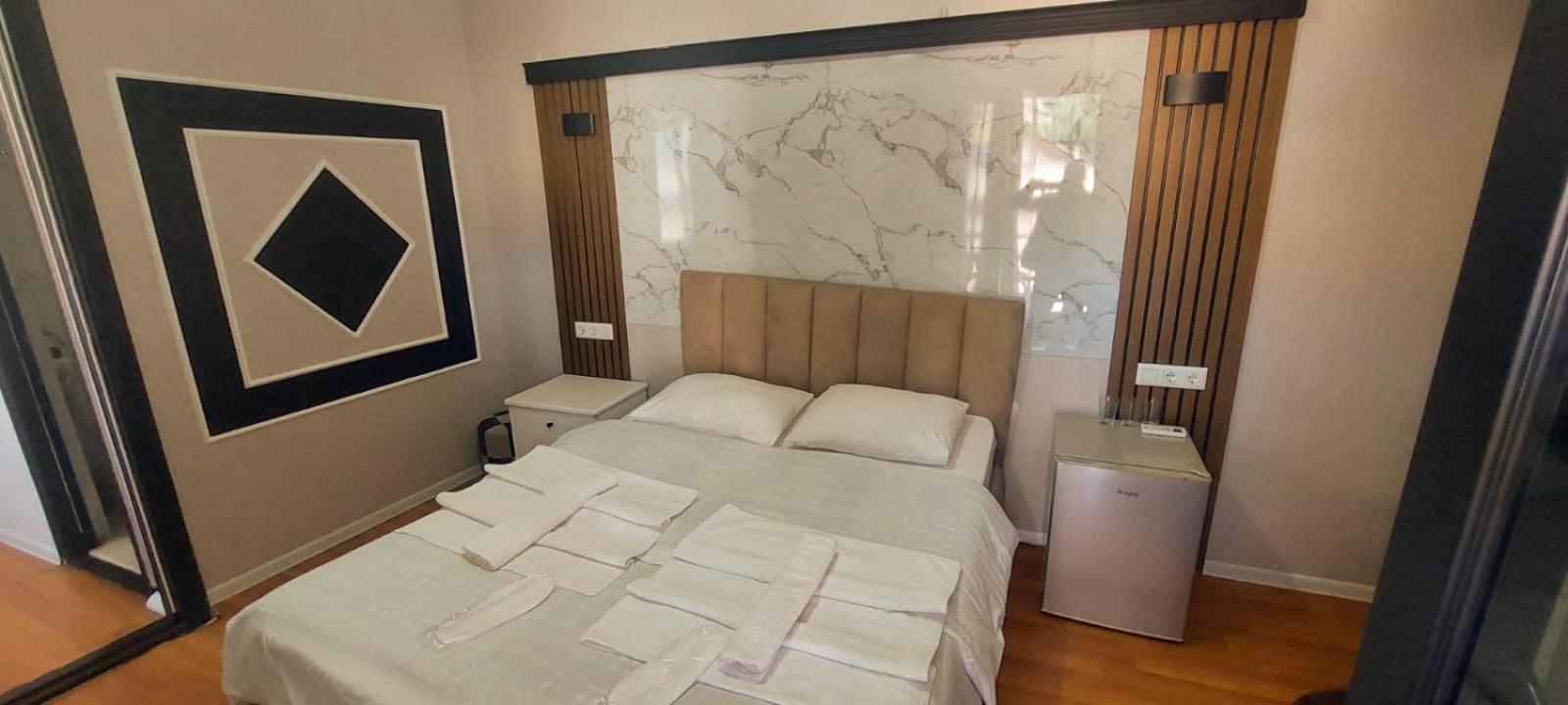 Metrepol Hotel Батумі Екстер'єр фото