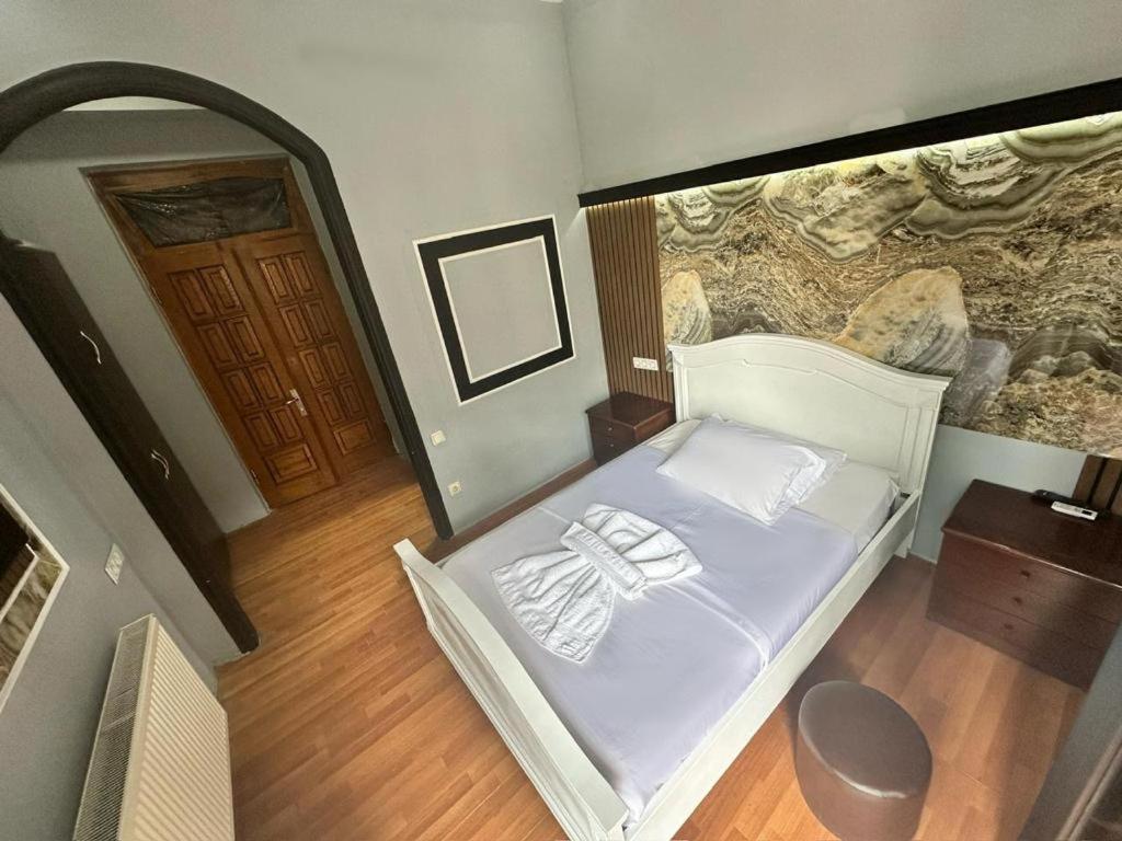 Metrepol Hotel Батумі Екстер'єр фото