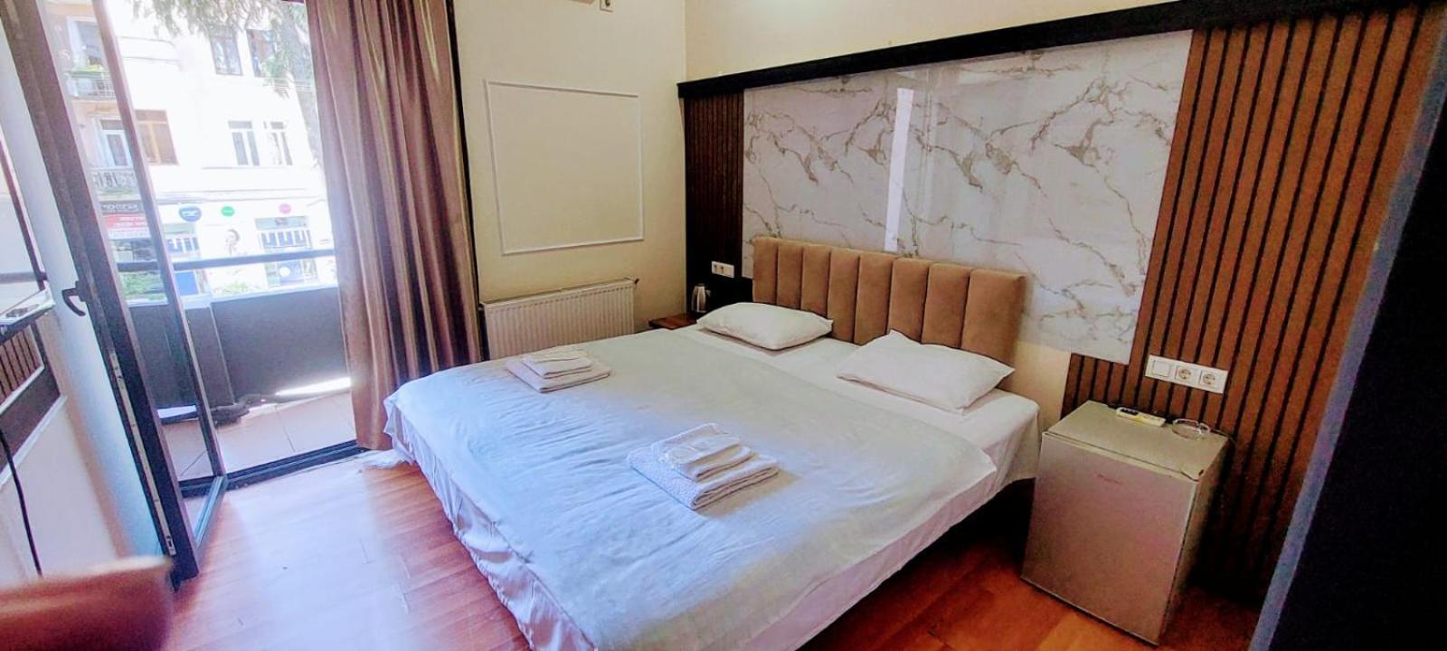Metrepol Hotel Батумі Екстер'єр фото