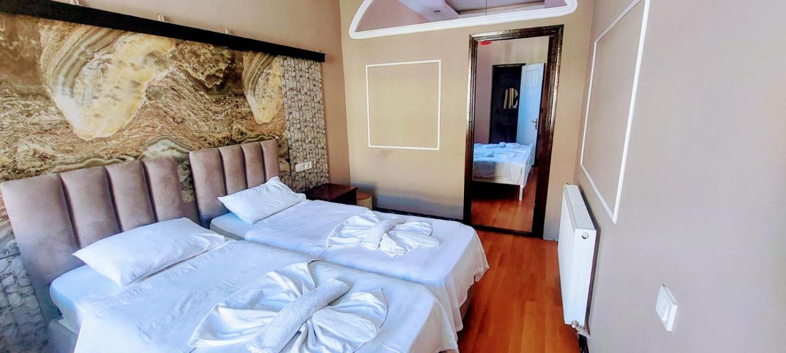 Metrepol Hotel Батумі Екстер'єр фото